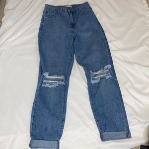 Vintage Looking Boyfriend Jeans